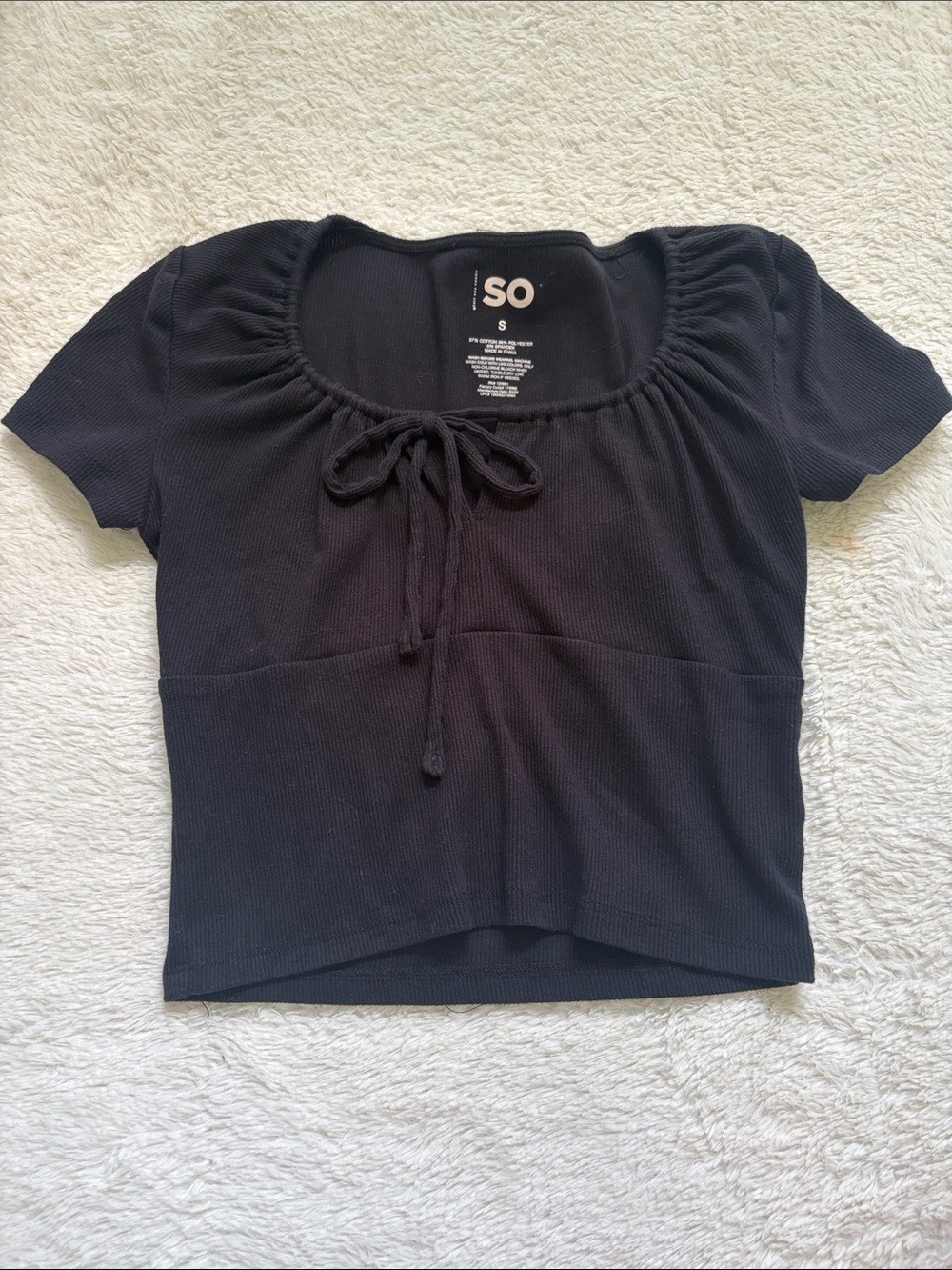 ⭐️ 2 for $15. SO Black Short Sleeve Tie-Front Cropped Rib Knit Top With Cutout